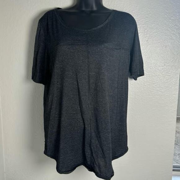 Lululemon Run Away Tee - Picture 3 of 8